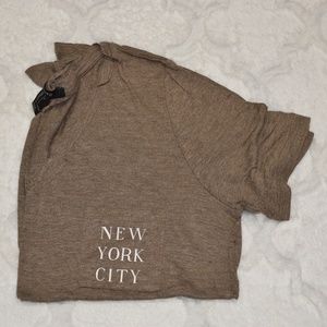 NWOT Forever 21 NYC V-Neck Tee